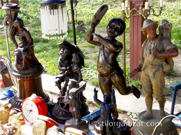 Târg de vechituri in parcul Carol - Antique Weekend Market
