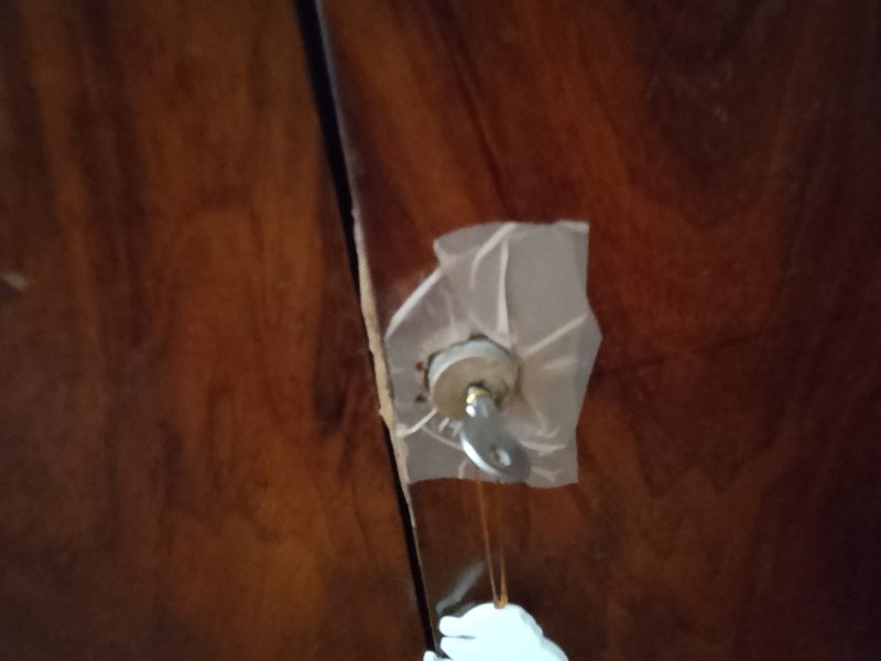 Set mobilier din lemn masiv de nuc